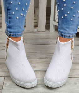 sneakersy   